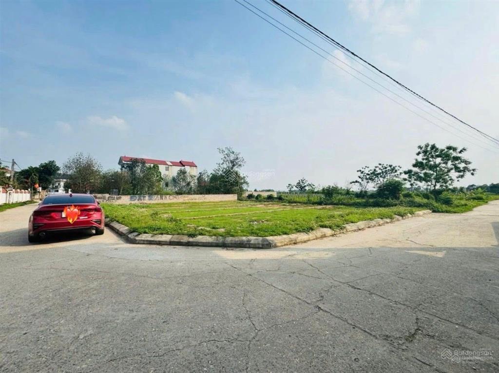 Bán lô áp góc 99,8m2 bìa làng 2 mặt tiền thôn nam cương, xã nội bài, hà nội