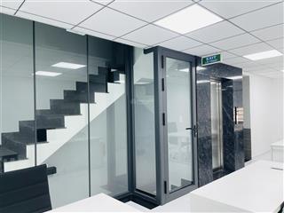 Cần cho thuê gấp căn shophouse 1 trệt 1 lửng 3 lầu 5x20m hoàn thiện cơ bản.  0911 953 ***