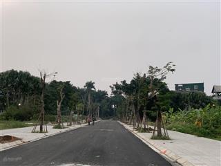 Chính chủ bán nhà 3 tầng 60m2, ô tô đỗ cửa, giá chỉ 9,x tỷ