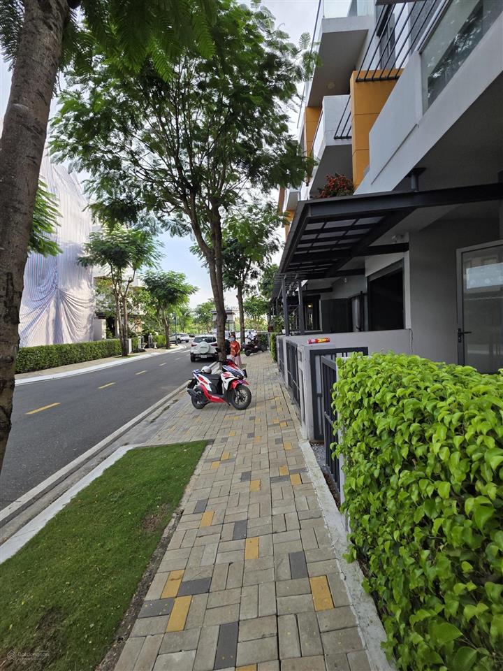 Bán nhà phố lovera premier 7mx15m thương lượng mạnh.