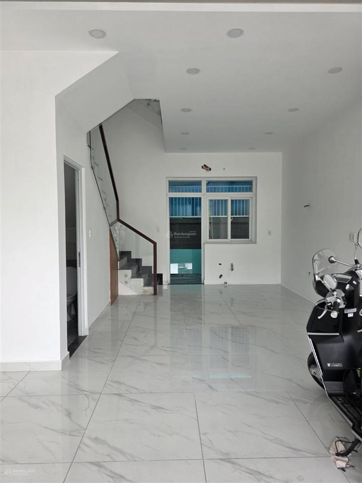 Bán shophouse tại 2d song hành, 10 tỷ, 75m2 giá cực chất