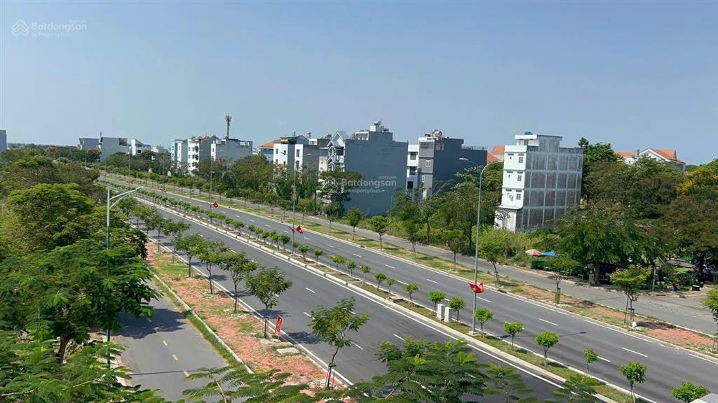 Bán lô đất nền biệt thự 8mx20m vị trí đẹp xây 3,5 tầng