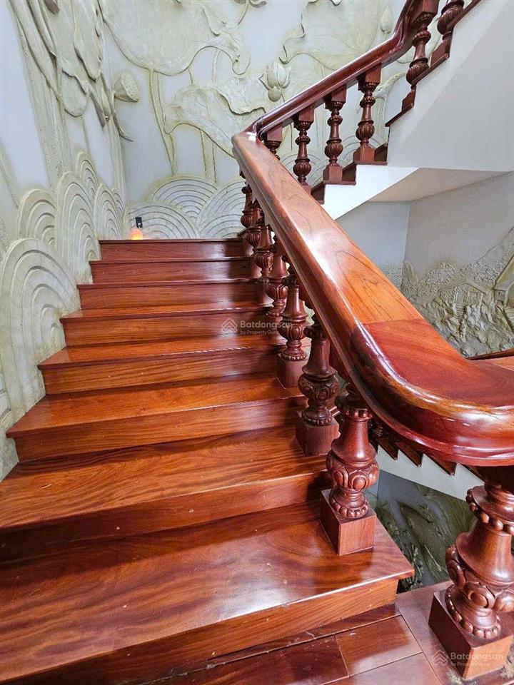 Bán biệt thự đẹp đường số 10 khu dân cư phong phú 4