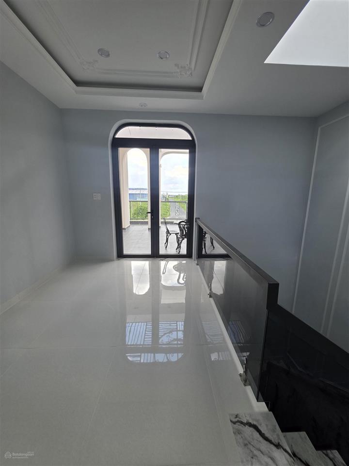 Bán nhà mặt phố 80m2, 4,85 tỷ tại n5, the sol city, xã phước lý, tây ninh