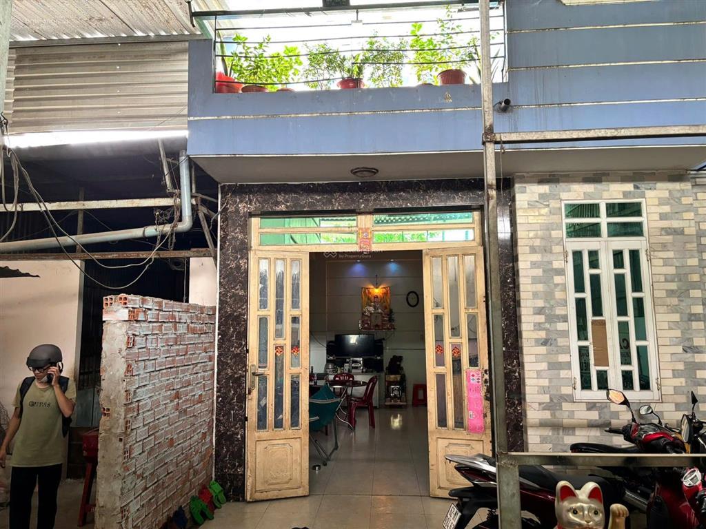 Bán nhà giá tốt xã cần giuoc tây ninh.