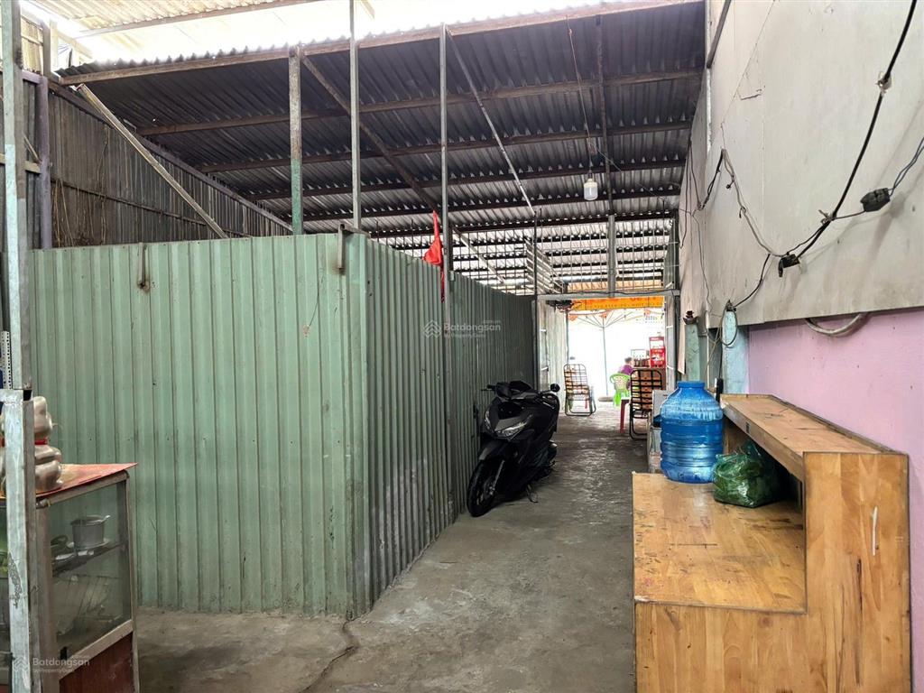 Bán nhà giá tốt xã cần giuoc tây ninh.