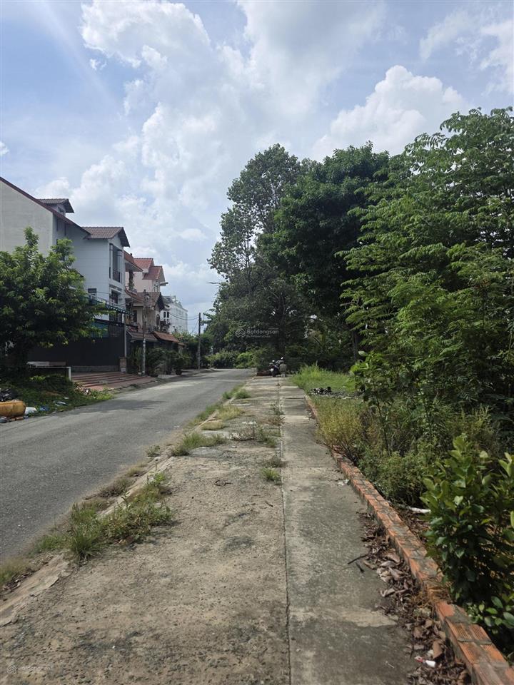 Lô đất góc siêu đẹp, view công viên bờ sông khu dân cư bình hưng