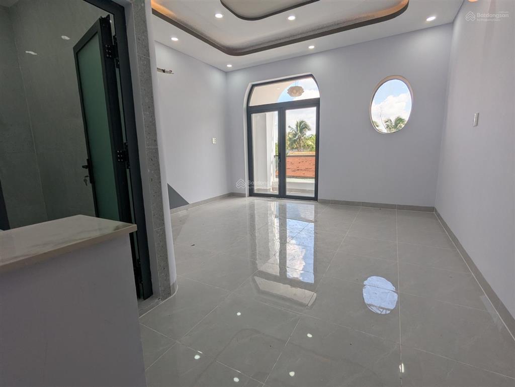 Nhà phố mới xây liền kề kcn cầu tràm, sổ hồng riêng, 2,8 tỷ