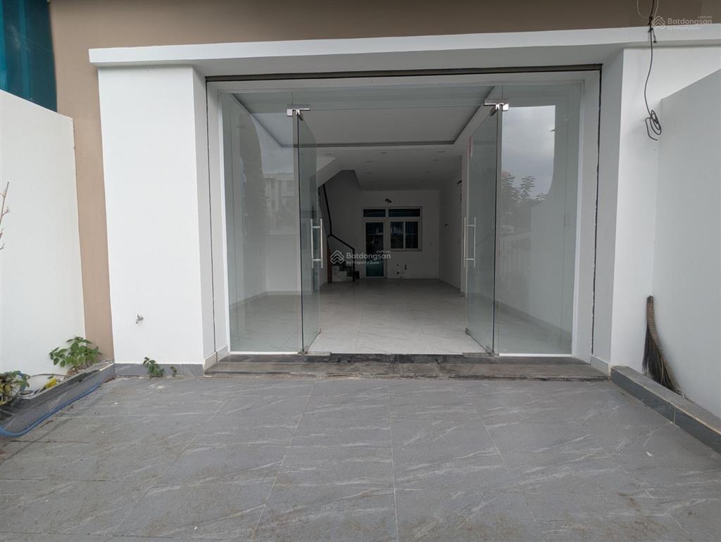 Bán nhà phố lovera park khang điền mặt tiền đường song hành quốc lộ 50