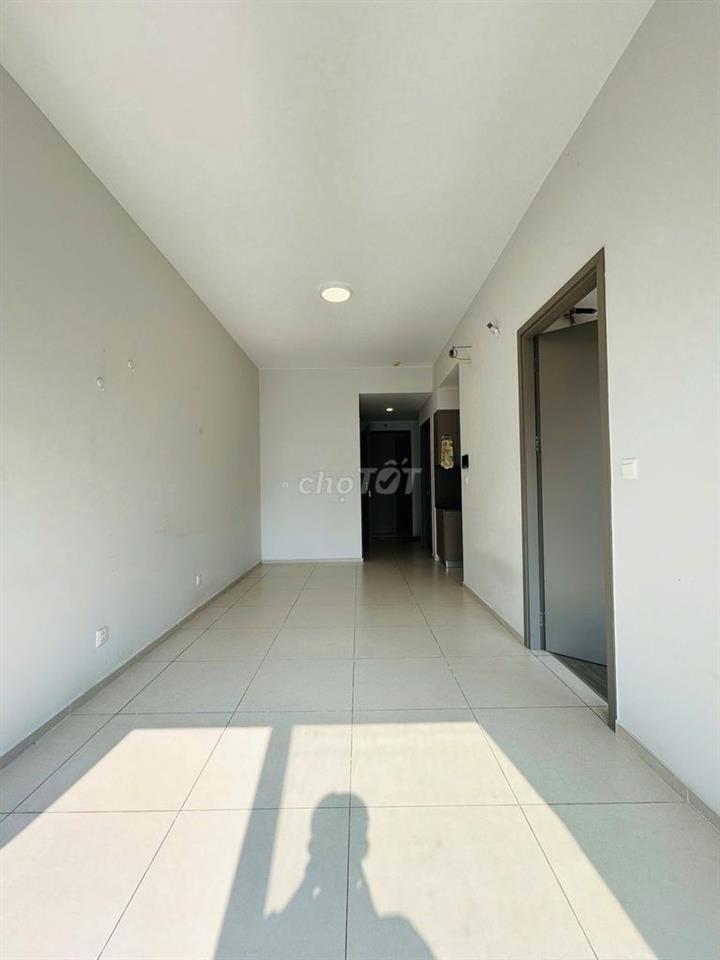 Chuyển nhượng 2PN (59m2) giá 2,8 tỷ, view hồ bơi, hỗ trợ vay ngân hàng
