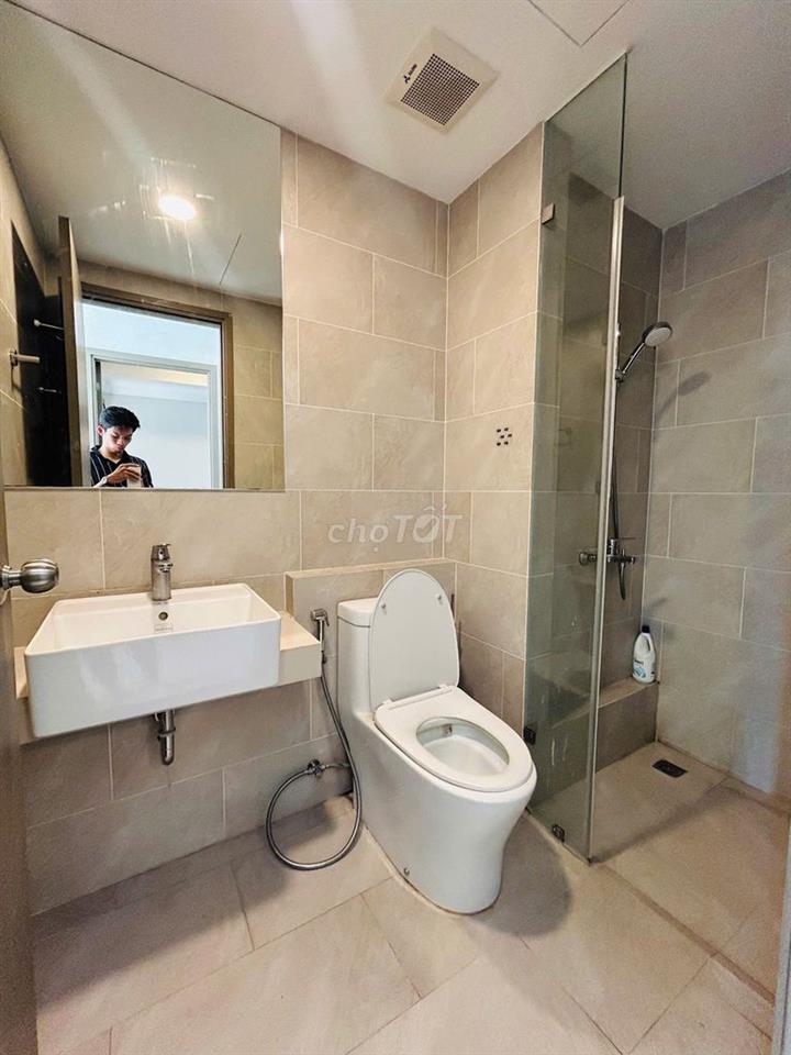 Chuyển nhượng 2PN (59m2) giá 2,8 tỷ, view hồ bơi, hỗ trợ vay ngân hàng