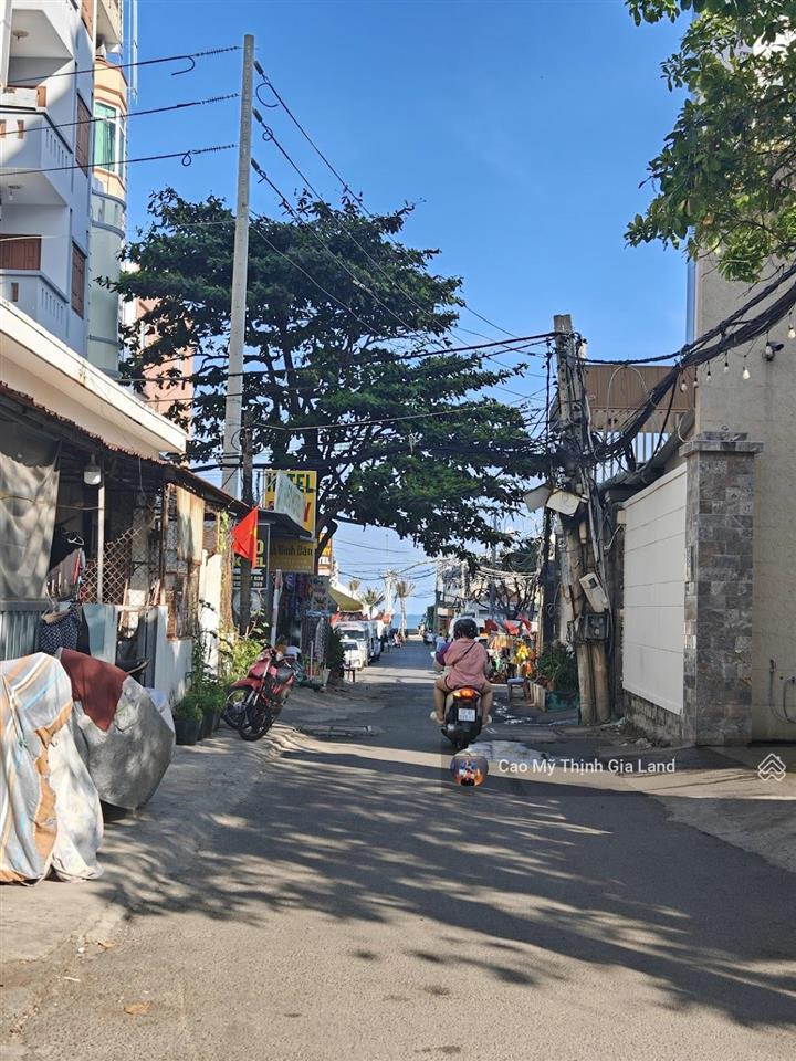 Bán đất xây khách sạn sát biển bãi sau, chỉ 200m, ccqh xây 7 tầng, quỹ đất hiếm khu thùy vân
