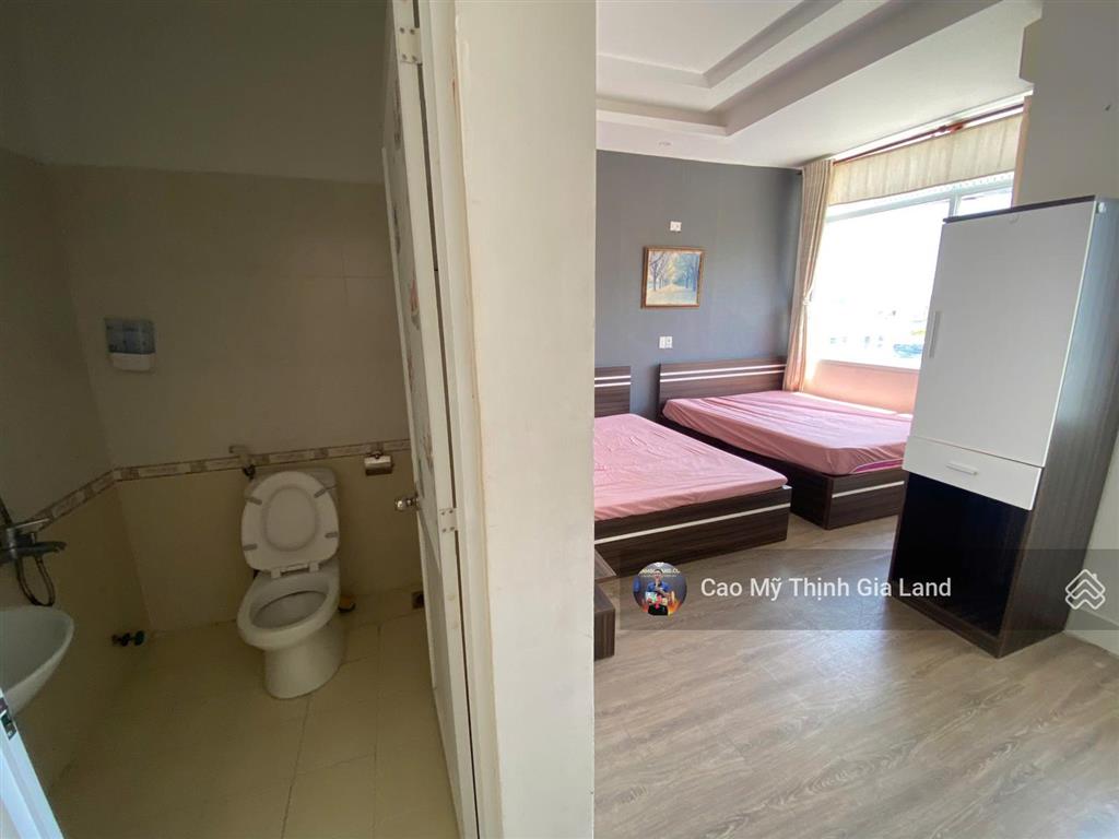 Bán nhà 6 tầng mặt tiền phan đăng lưu  dòng tiền 30tr/th  vào vận hành ngay  đã hoàn công