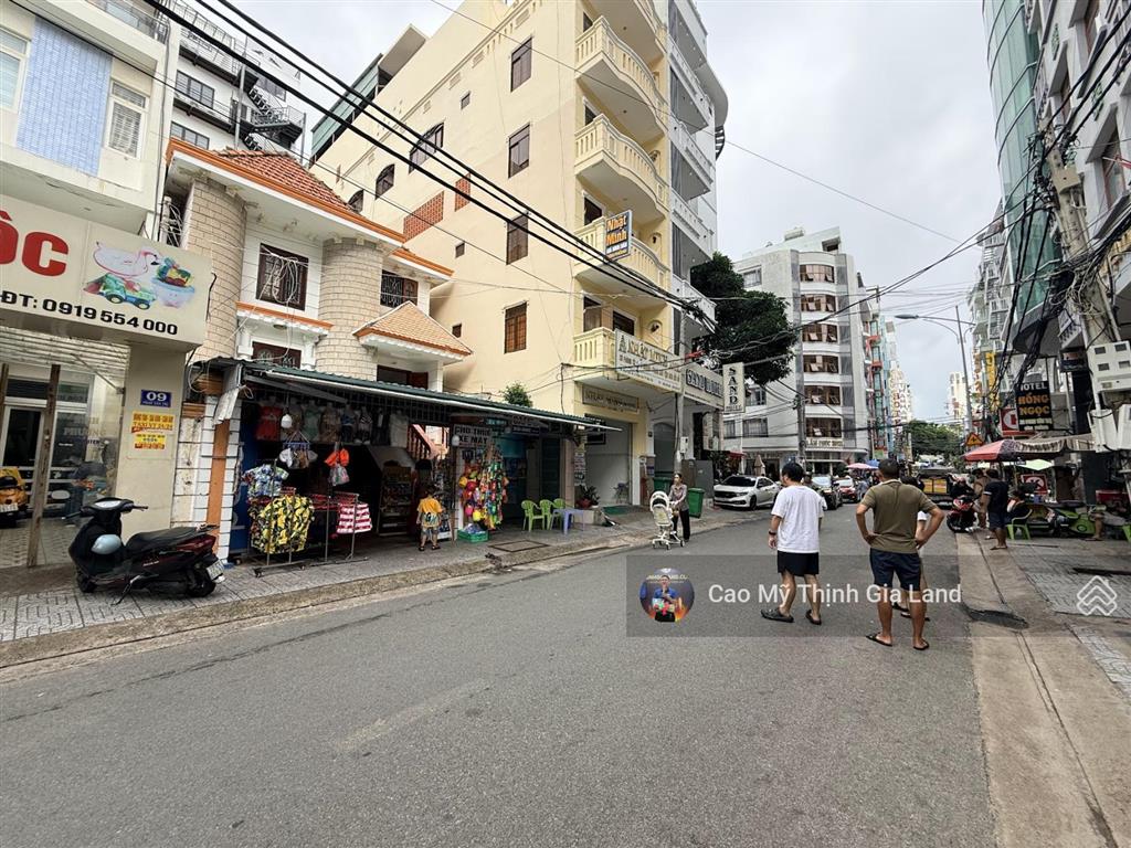 Bán đất xây khách sạn  cách biển thùy vân 50m  ngang 8,15m  trung tâm du lịch sầm uất vũng tàu