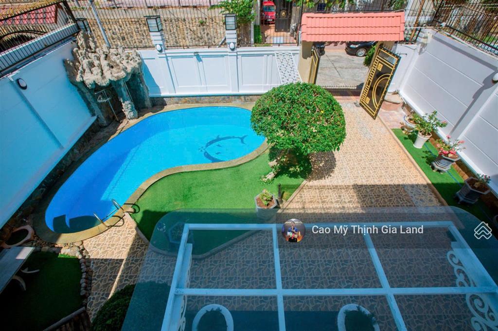 Biệt thự ngọc tước i chỉ 3 phút ra biển bãi sau không gian nghỉ dưỡng đẳng cấp giữa phố biển