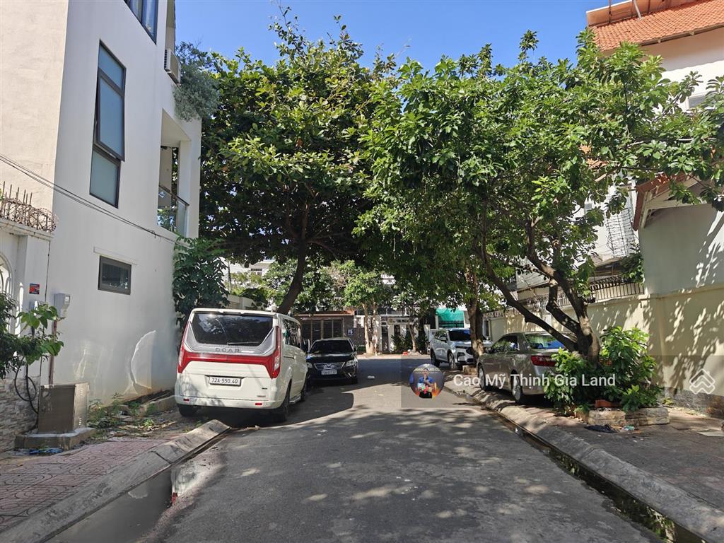 Đất biệt thự khu á châu ngang 13m  khu biệt thự đồng bộ  gần biển bãi sau  thích hợp nghỉ dưỡng
