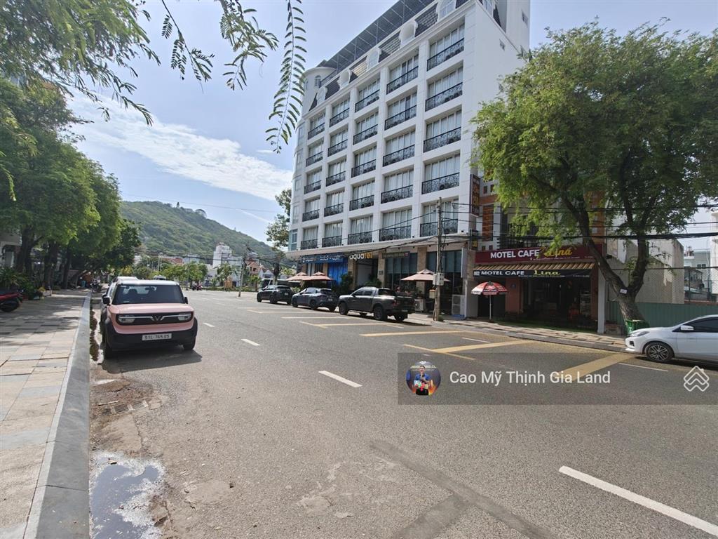 Bán đất xây khách sạn mặt tiền phan chu trinh  cách 100m ra biển bãi sau  ngang 7.3m đẹp
