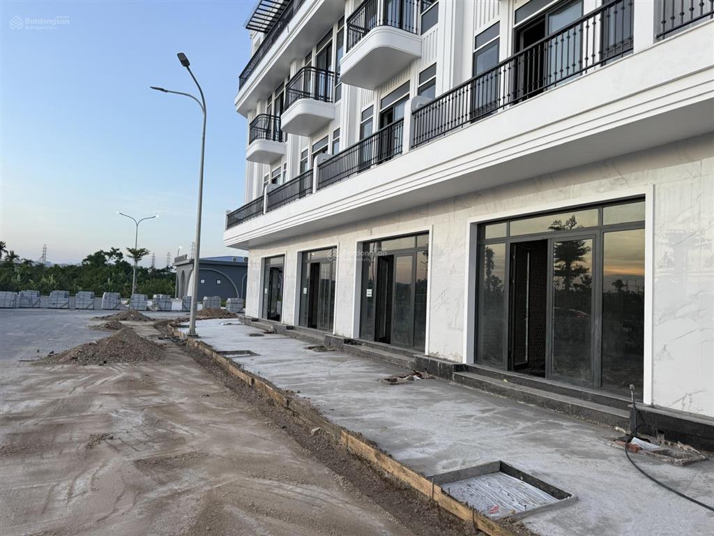 Him lam hải phòng chỉ với 3,5 tỷ  1 căn liền kề 4 tầng đô thị hiện đại