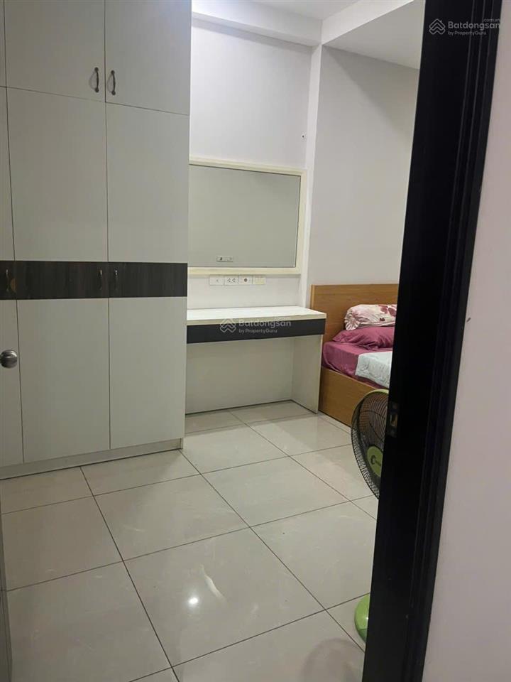 Căn hộ dockland  nguyễn thị thập quận 7 72m2 2phòng ngủ , nhà full nt. giá 4.950.  0901 311 ***
