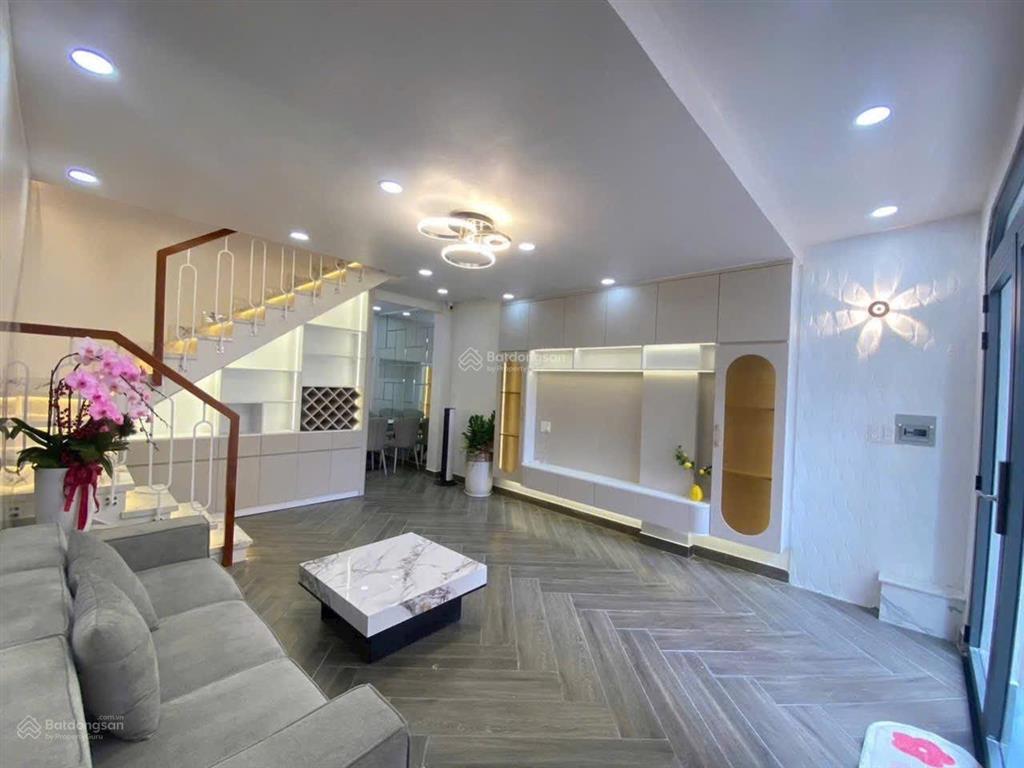 Nhà hẻm 994 huỳnh tấn phát, q7. trệt + lầu, nhà mới xây full nội thất. giá 5,5 tỷ.  0901 311 ***