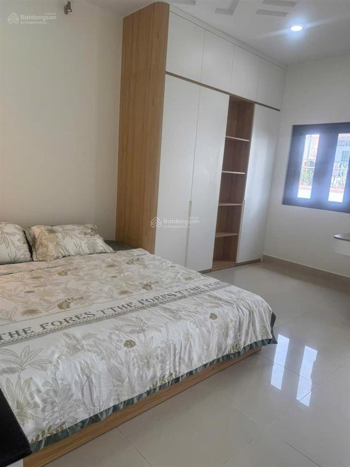 Bán nhà đường số 5 gần chợ lý phục man q7 1 trệt 2 lầu sân thượng. 4pn. giá 11,9 tỷ.  0901 311 ***