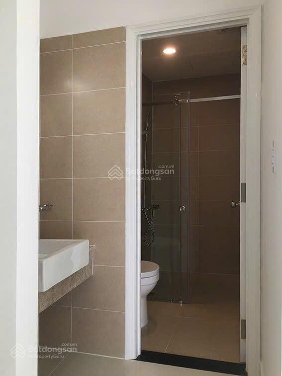 Cho thuê căn hộ florita  kdc him lam quận 7  2pn + 1wc. có 1 số nt. 13,5tr/tháng.  0901 311 ***