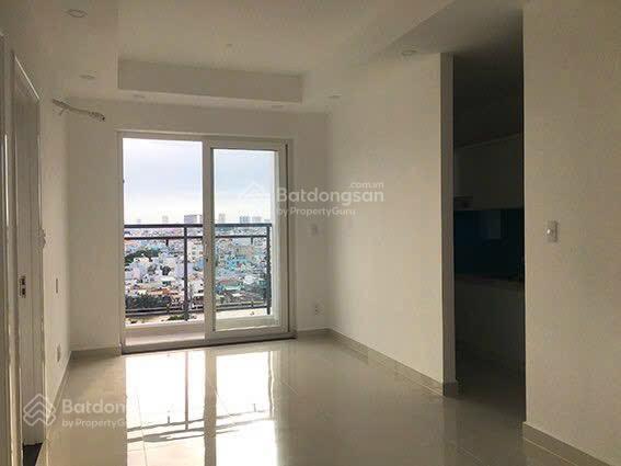 Cho thuê căn hộ florita  kdc him lam quận 7  2pn + 1wc. có 1 số nt. 13,5tr/tháng.  0901 311 ***
