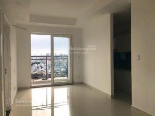 Cho thuê căn hộ florita  kdc him lam quận 7  2pn + 1wc. có 1 số nt. 13,5tr/tháng.  0901 311 ***