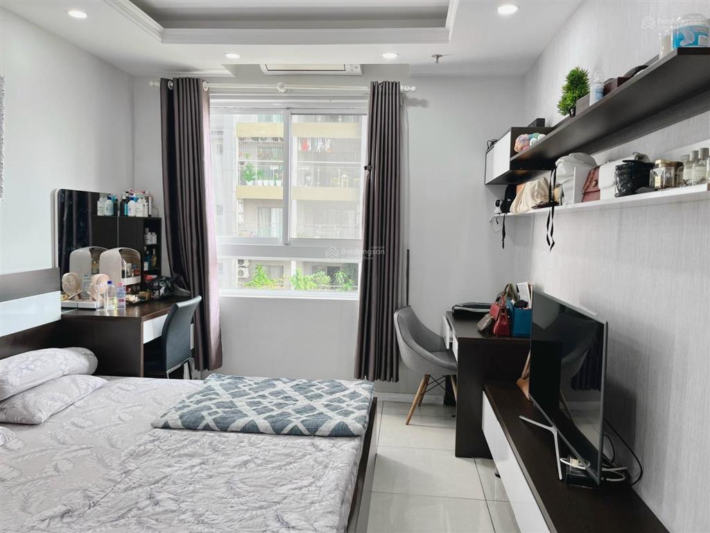 Căn hộ docklands nguyễn thị thập quận 7  106m2  3pn  căn góc rất mát. giá 6,3 tỷ.  0901 311 ***