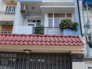 Nhà hẻm xe hơi khu nam long quận 7. 5m * 22m. trệt  2 lầu. có 4pn. giá 11 tỷ.  0901 311 ***
