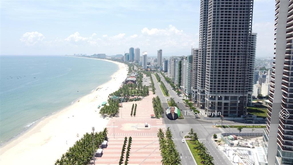 Chính chủ bán gấp nhà 5 tầng, mặt tiền hoàng sa, view trực diện biển