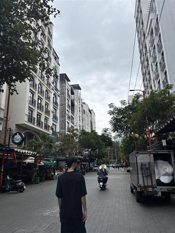 Hàng hiếm toà căn hộ 10 tầng đường trần bạch đằng ngay lõi phố tây giá đầu tư,  0905 001 ***