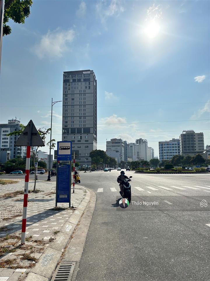 Lô góc nguyễn đức an 200m2 sát vương thừa vũ  ra biển chỉ 200m giá đầu tư, 0905 001 ***