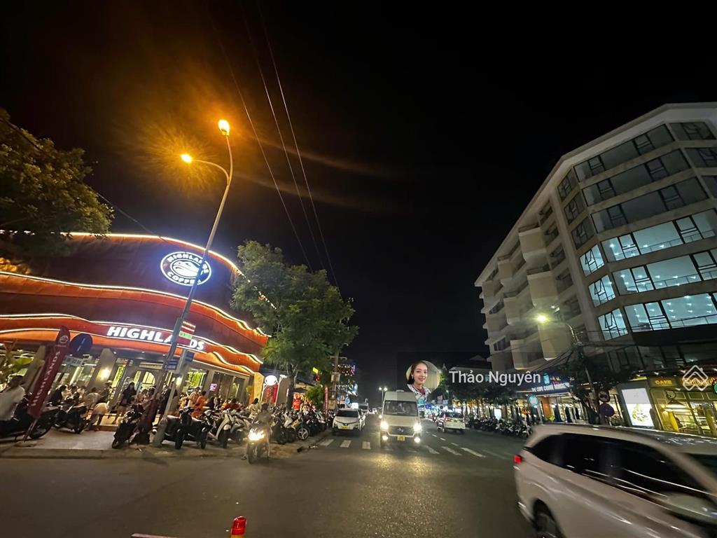 Góc 2 mặt tiền nguyễn văn thoại  châu thị vĩnh tế  175m2 dòng tiền 90tr/th giá nhỉnh 50 tỷ