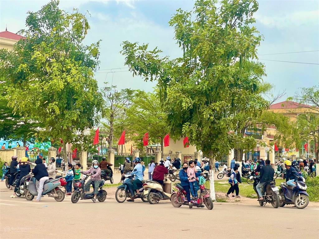 Bán đất 7m mặt tiền, đối diện khu công nghiệp ~260ha tại tân hưng  lạng giang, chỉ nhỉnh 30triệu/m