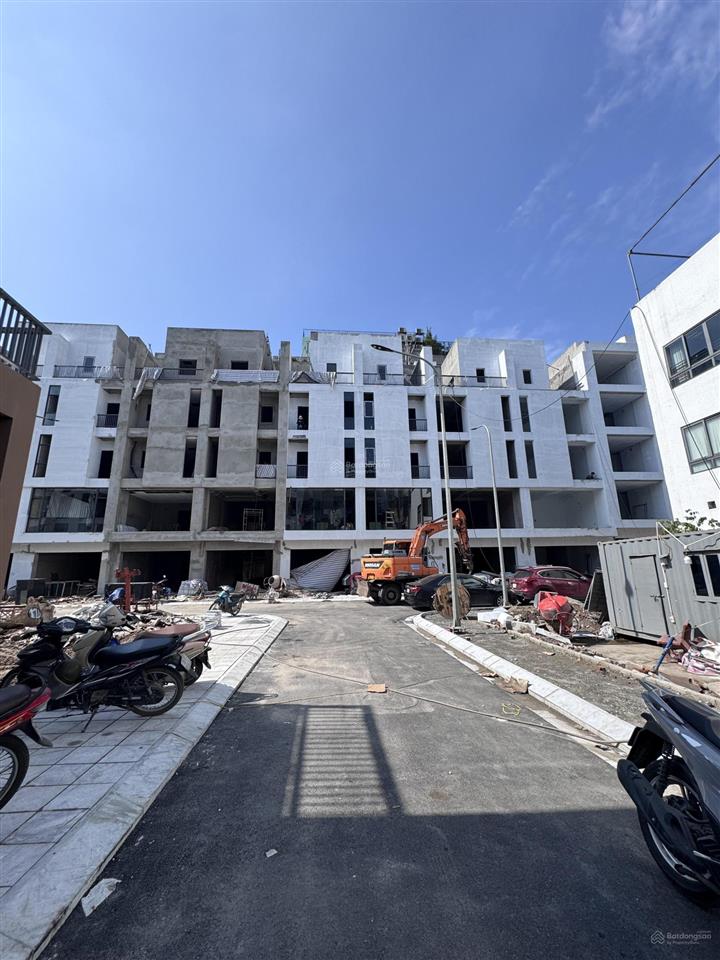 Liền kề 80,3m2 29 tỷ khu 61 lạc trung, minh khai, quận hai bà trưng nhà xây 6 tầng ô tô đỗ cửa