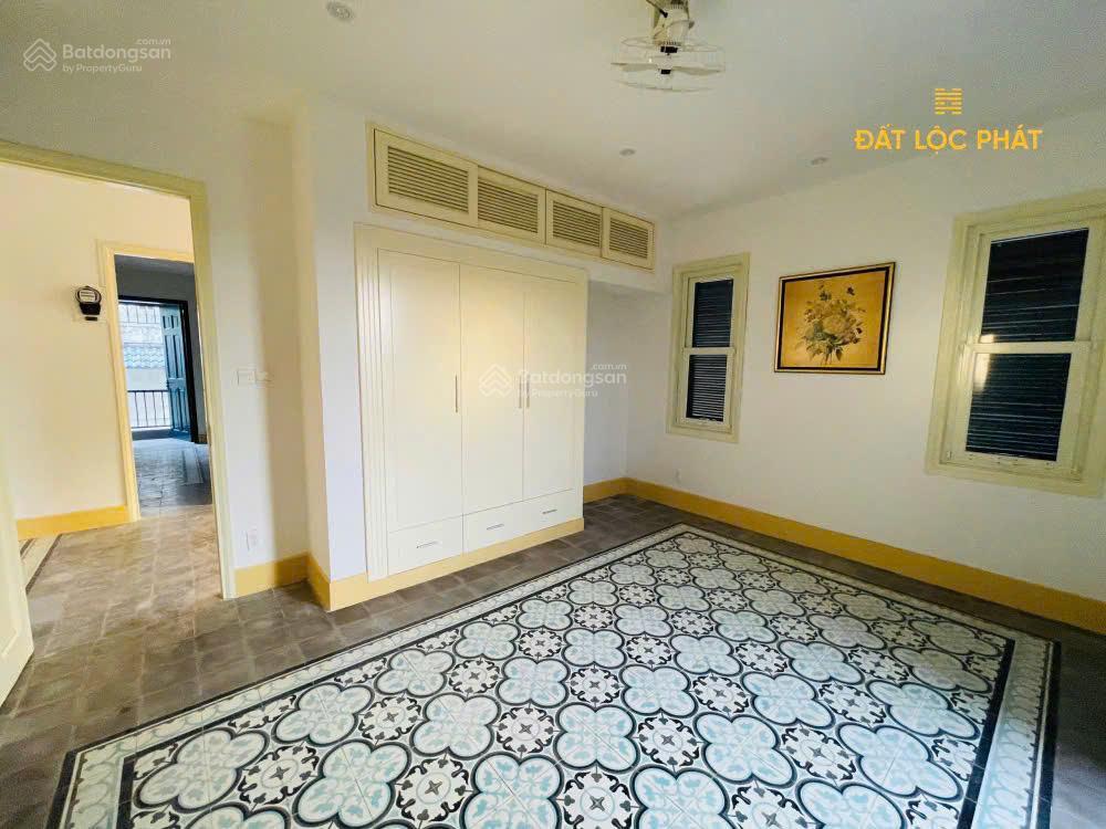 Biệt thự cho thuê nhanh 1 trệt, 2 lầu tại phú thuận