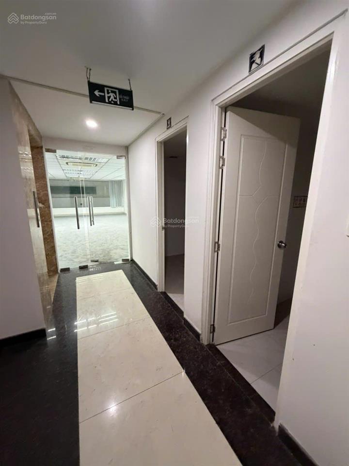 Nhà cho thuê nguyên căn trống suốt làm vp, cty