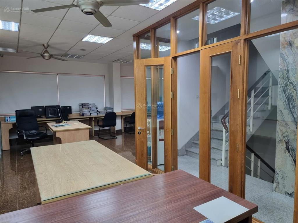 Cho thuê công ty, văn phòng tại kdc phú thuận  q7