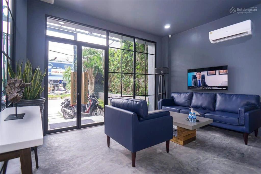 Nguyên căn 3 lầu cho thuê kinh doanh  vp  trung tâm  spa