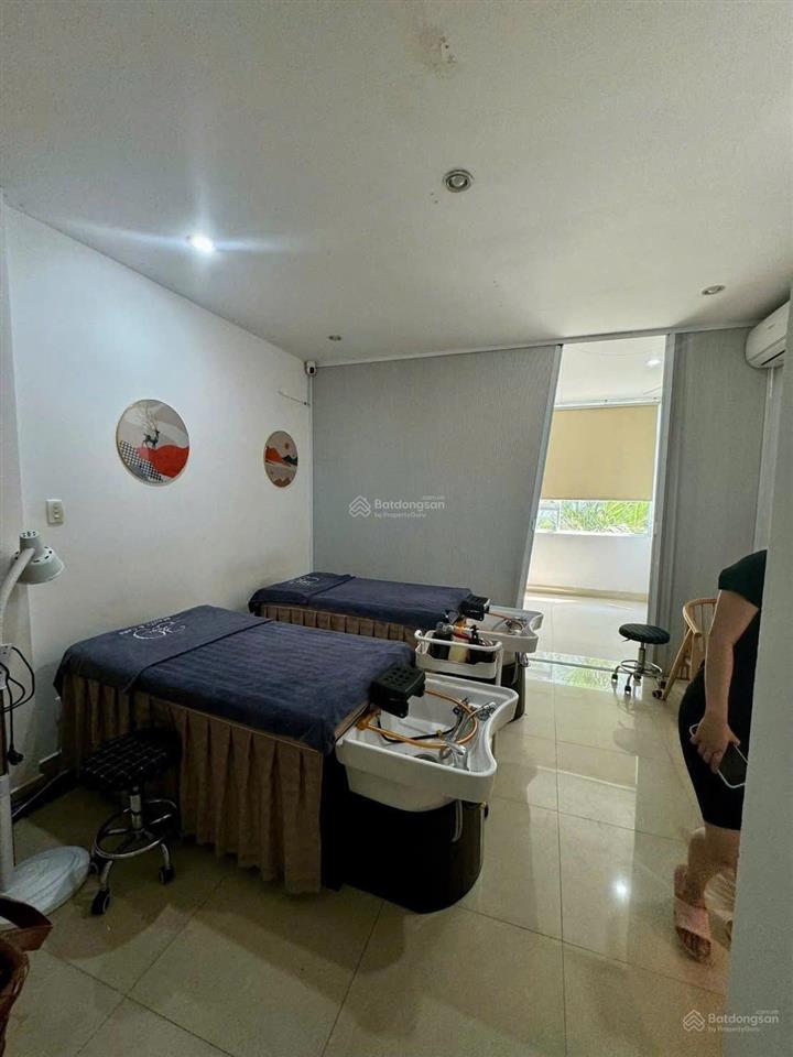 Cho thuê nhà phố làm vp, cty tại đường số nguyễn thị thập