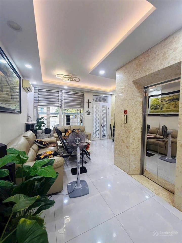 Cho thuê nhà phố full nội thất co thang máy 4pn, 6wc tại khu đô thị him lam q7, hcm