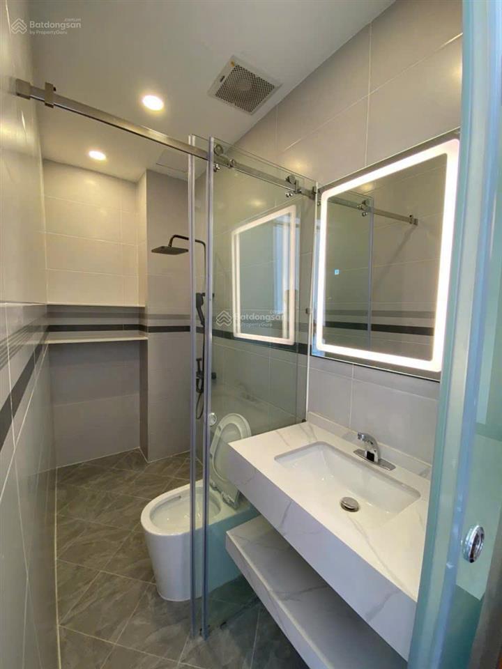 Cho thuê nhà phố full nội thất co thang máy 4pn, 6wc tại khu đô thị him lam q7, hcm