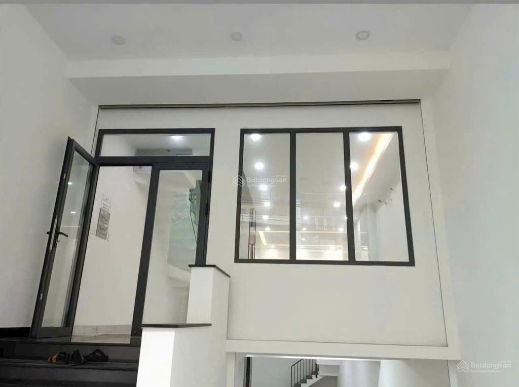 Nhà phố cho thuê nguyên căn làm vp, công ty tại tân quy