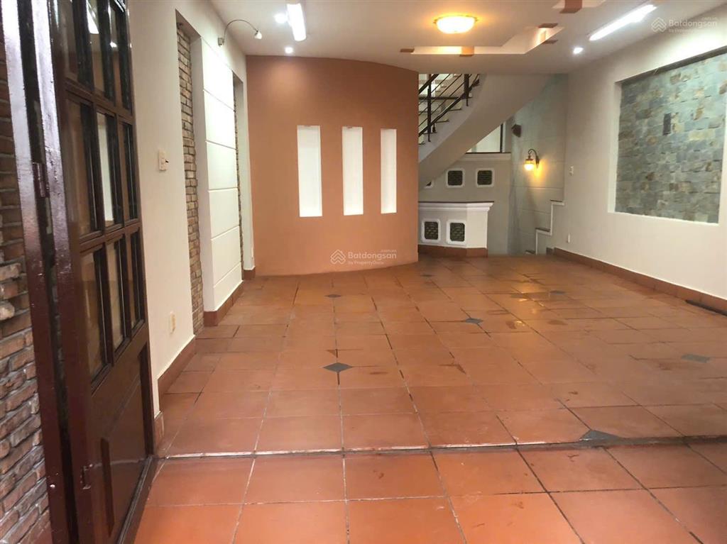 Cho thuê nguyên căn mặt tiền đường số lâm văn bền