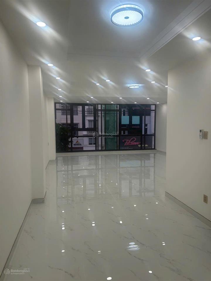Nhà phố cho thuê làm văn phòng, công ty, showroom,... tại tân hưng