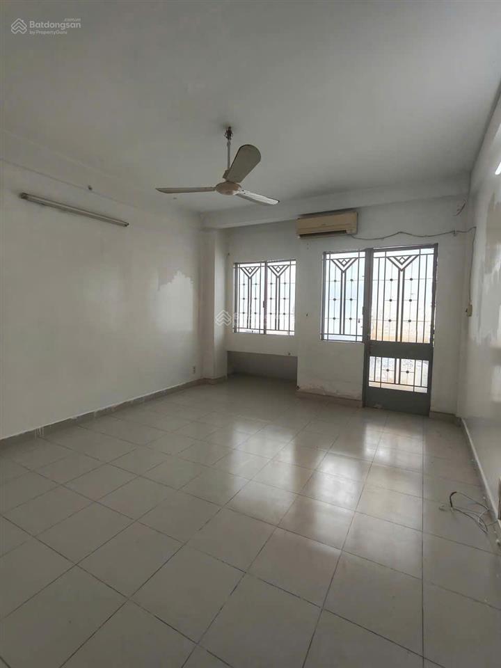 Nhà 2 tầng cho thuê tại nam long phú thuận