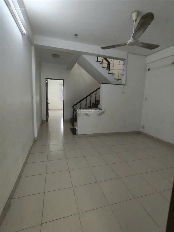 Nhà 2 tầng cho thuê tại nam long phú thuận