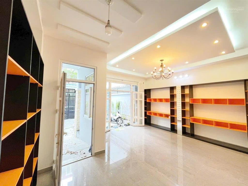 Biệt thự cho thuê kinh doanh, cửa hàng, vp, công ty