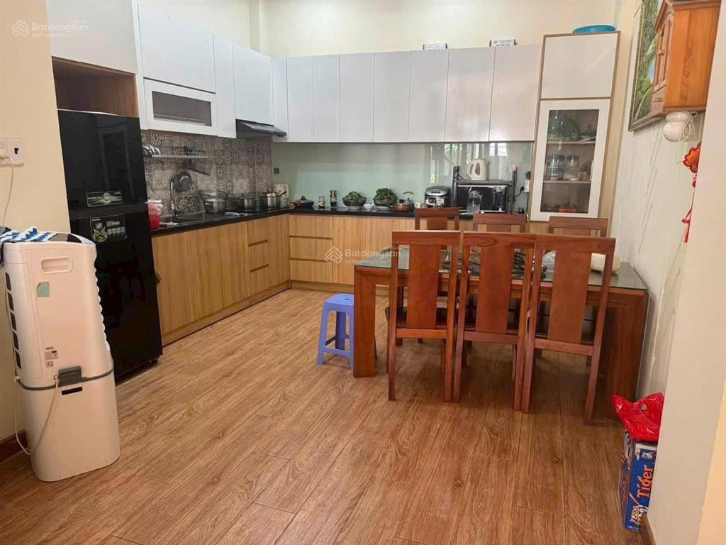 Nguyên căn full nội thất tại đường số tân hưng